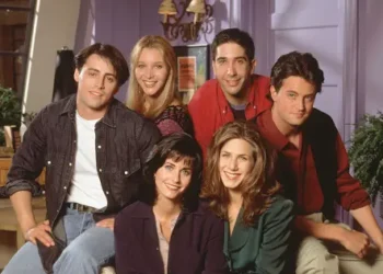 ‘Friends’ Thanksgiving Episodes You’d Love to Watch