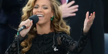 5 Famous Singers Who Were Caught Lip-Syncing on the Stage